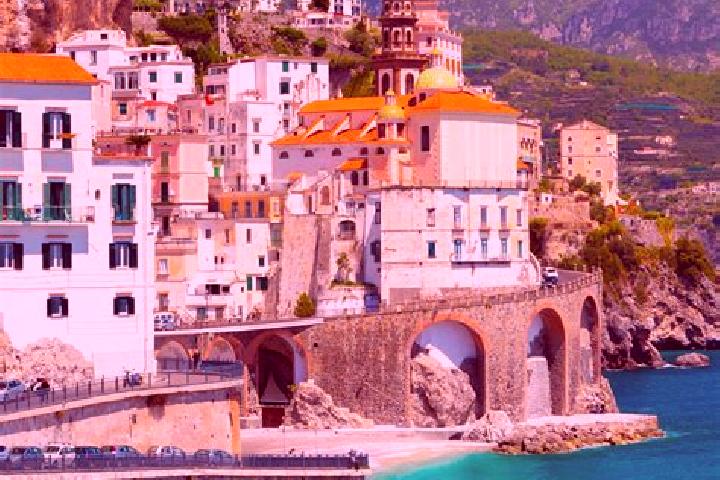 Hazel, 22 — Escort in Jenne, Italy
