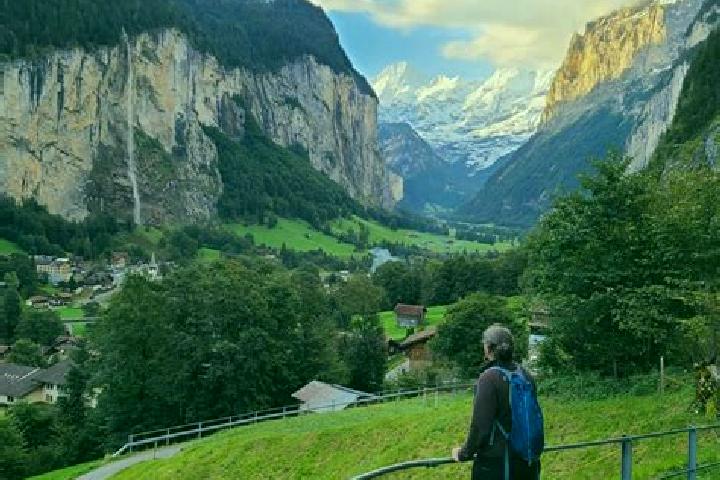 Hazel, 22 — Escort in Lauterbrunnen, Switzerland