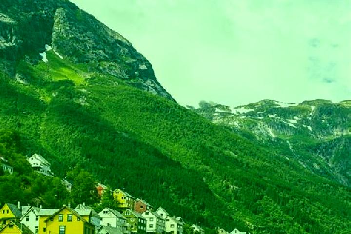 Hazel, 22 — Escort in Odda, Norway