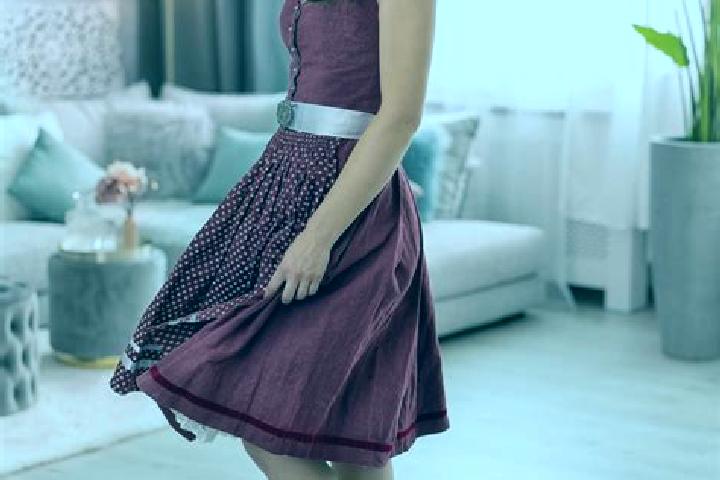 Hazel, 22 — Escort in Sinda, Russia