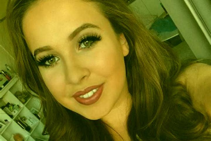 Hazel, 23, a auburn grey-eyed european companion based in Sabon Wuse. Offering Striptease, Party Girl, BDSM, Prostate Massage, Tantra. Available for incall a...