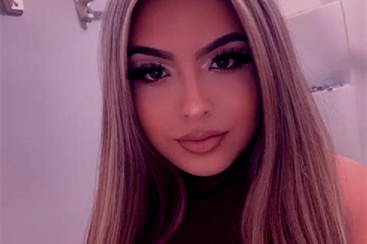Hazel, 23, a blonde amber-eyed latina companion based in Portland. Offering Couples, 69. Available for incall and outcall, day and evening dates.