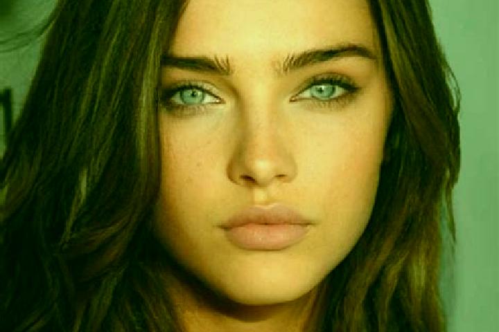 Hazel, 23, a brunette grey-eyed caucasian companion based in Tatarani. Offering Domination, Party Girl, Duos. Available for incall and outcall, day and eveni...