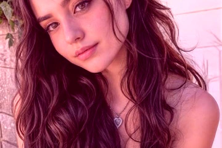 Hazel, 23, a brunette hazel-eyed mediterranean companion based in Cannington. Offering CIM, 69, Party Girl, Dinner Date. Available for incall and outcall, ov...