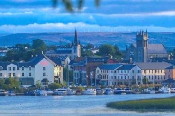 Hazel, 23 — Escort in Carrick-on-Shannon, Ireland