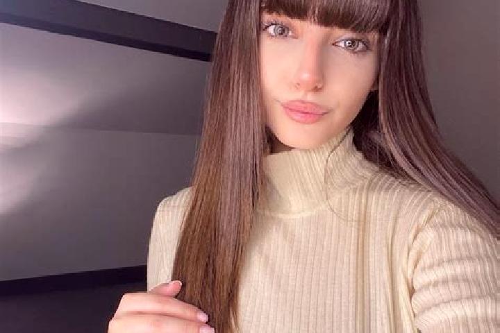 Hazel, 23 — Escort in Darani-ye Olya, Iran