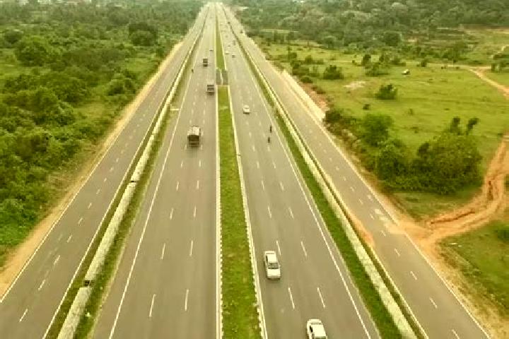 Hazel, 23 — Escort in Highways, India