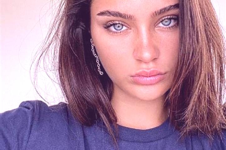 Hazel, 24, a brunette dark-eyed mediterranean companion based in Hazlach. Offering CIM, Couples, A-Level. Available for incall and outcall, day and evening d...