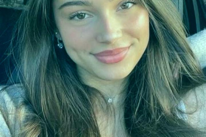 Hazel, 24, a chestnut hazel-eyed indian companion based in Havelange. Offering Erotic Massage, Deep French Kissing, Travel Companion, Massage, GFE. Available...