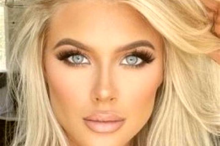 Hazel, 24, a platinum blonde amber-eyed latina companion based in Almuniente. Offering A-Level, Roleplay, Duos, Striptease, Prostate Massage. Available for i...