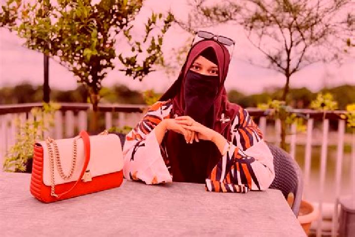 Hazel, 24 — Escort in An Najmah, Qatar