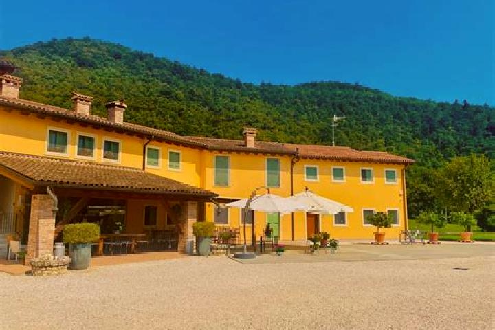 Hazel, 24 — Escort in Brugine, Italy