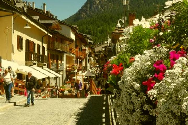 Hazel, 24 — Escort in Cesana Torinese, Italy