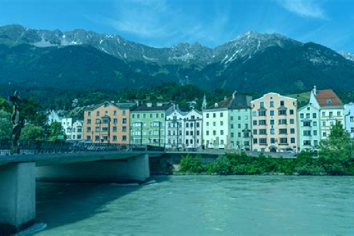 Hazel, 24 — Escort in Galtuer, Austria