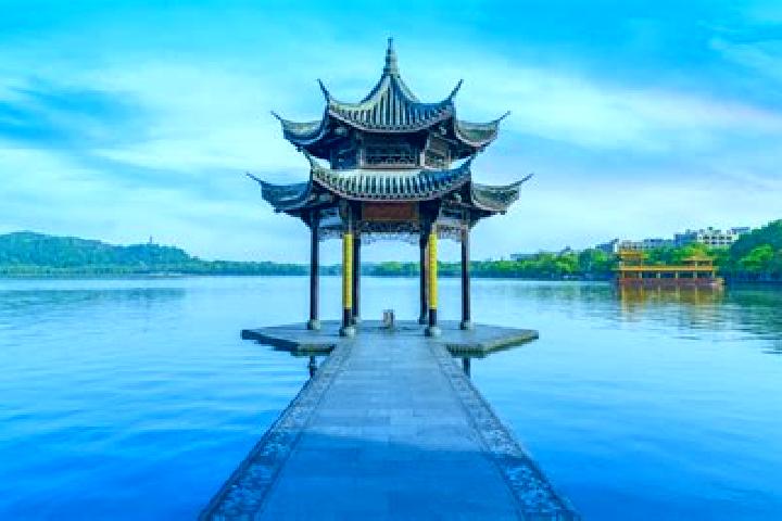 Hazel, 24 — Escort in Yangxing, China