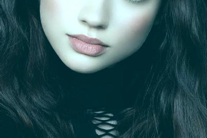 Hazel, 25, a brunette dark-eyed european companion based in Pampahuasi. Offering Erotic Massage, OWO, Couples. Available for incall and outcall, overnight bo...