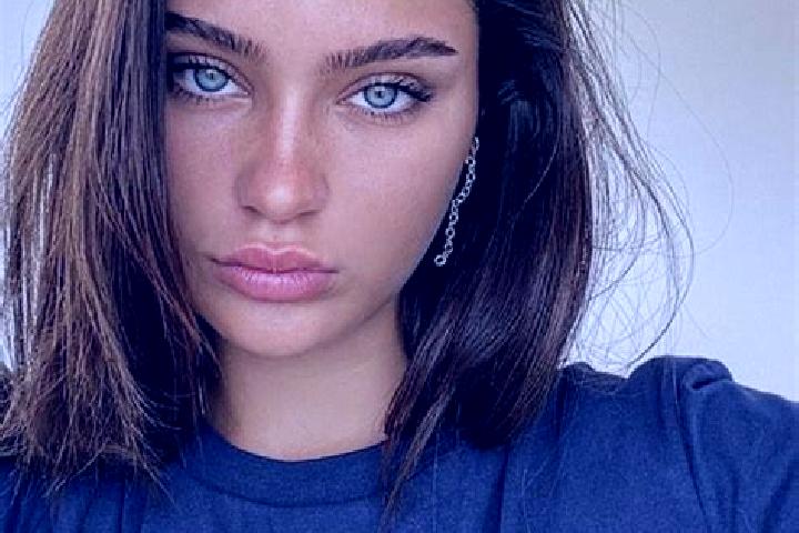 Hazel, 25, a brunette dark-eyed mixed companion based in Mareuil-sur-Cher. Offering Tantra, A-Level, Overnight, Striptease. Available for incall and outcall,...