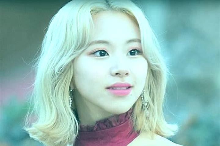 Hazel, 25 — Escort in Chaeryong-ni, North Korea