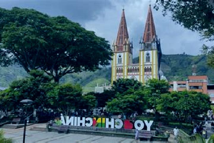 Hazel, 25 — Escort in Chinchina, Colombia