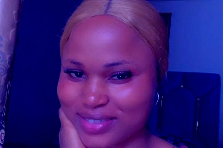 Hazel, 25 — Escort in Dike, United States