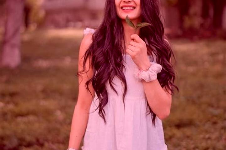 Hazel, 25 — Escort in Kochi, India