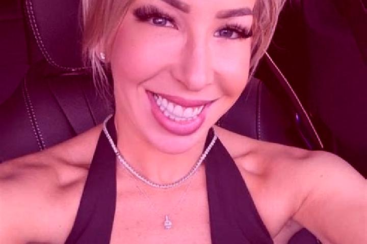 Hazel, 25 — Escort in Latham, Australia
