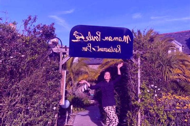 Hazel, 25 — Escort in Trelevern, France