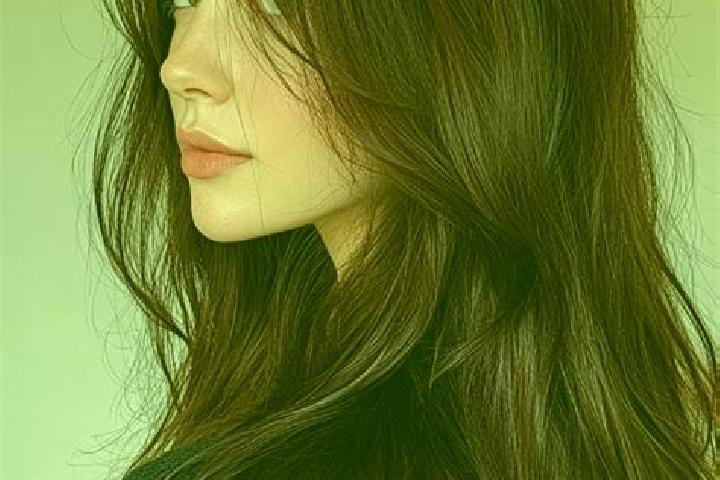 Hazel, 26, a auburn brown-eyed latina companion based in Muniesa. Offering Duos, Roleplay, Erotic Massage. Available for incall and outcall, overnight bookin...