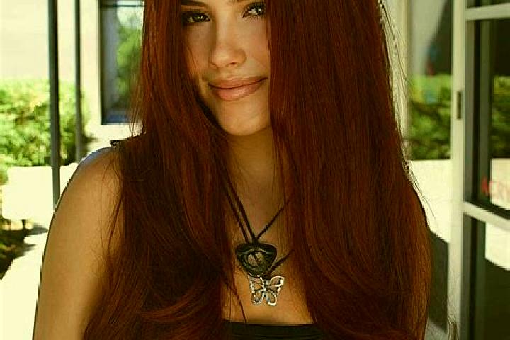 Hazel, 26, a auburn dark-eyed european companion based in Cheud. Offering BDSM, CIM, Striptease. Available for incall and outcall, overnight bookings available.