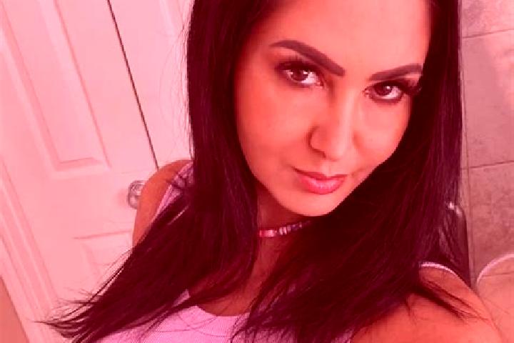 Hazel, 26, a black grey-eyed latina companion based in Charlwood. Offering Massage, Travel Companion, Striptease, Deep French Kissing. Available for incall a...