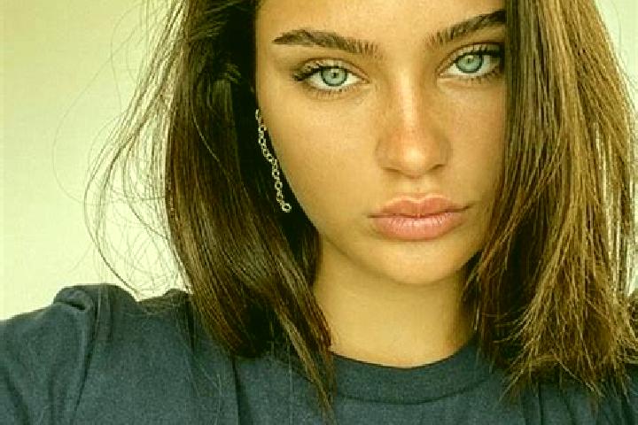Hazel, 26, a brunette blue-eyed ebony companion based in Mostkovice. Offering Overnight, Roleplay, Couples, Dinner Date, Tantra. Available for incall and out...