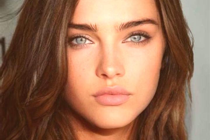 Hazel, 26, a brunette blue-eyed latina companion based in Sesto al Reghena. Offering Duos, CIM, Girlfriend Experience, Striptease. Available for incall and o...