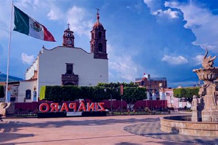 Hazel, 26 — Escort in Altamira de Zinaparo, Mexico