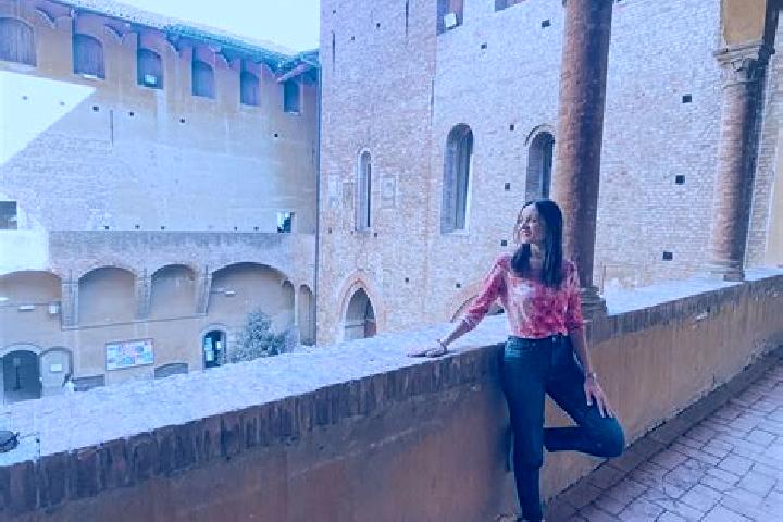 Hazel, 26 — Escort in Bazzano, Italy