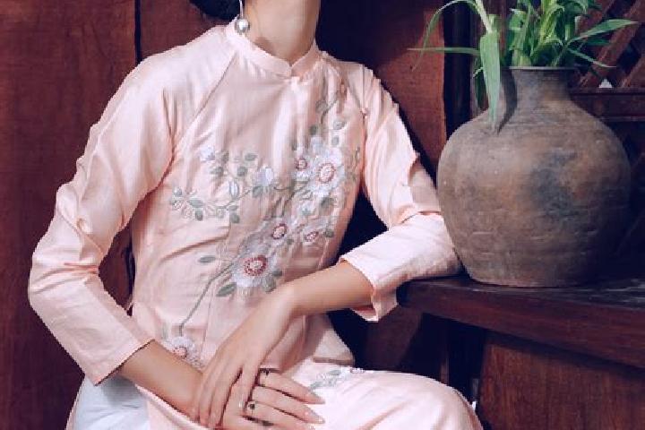 Hazel, 26 — Escort in Dai Mo, Vietnam
