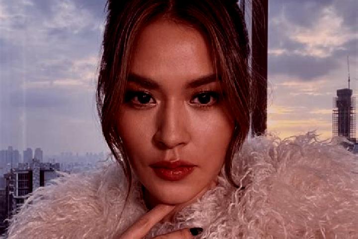 Hazel, 26 — Escort in Kuiya, China