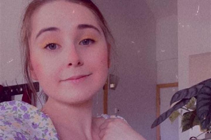 Hazel, 26 — Escort in Lorenz Park, United States