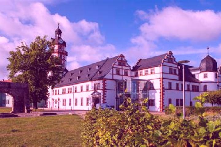 Hazel, 26 — Escort in Molschleben, Germany