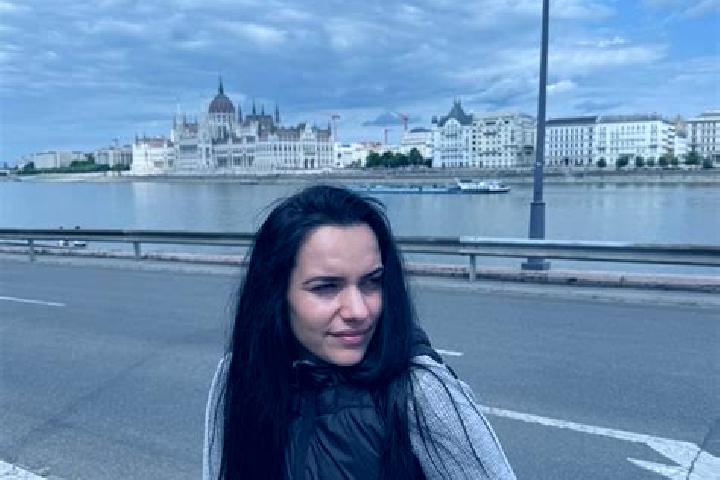 Hazel, 26 — Escort in Tamaseu, Romania