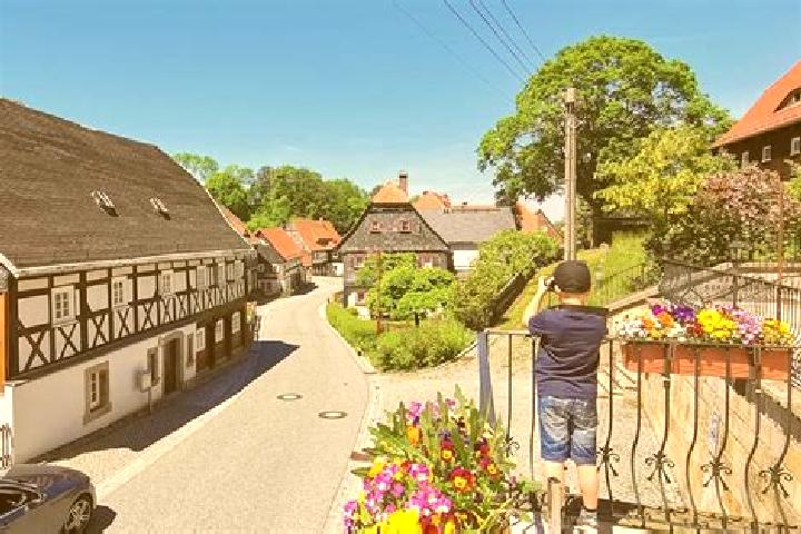 Hazel, 26 — Escort in Waltersdorf, Germany