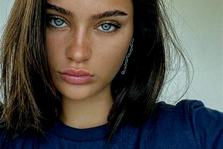 Hazel, 27, a brunette dark-eyed indian companion based in The Merton. Offering Roleplay, Duos, Striptease. Available for incall and outcall, overnight bookin...