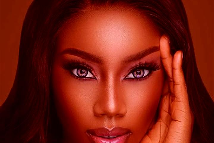 Hazel, 27, a chestnut blue-eyed ebony companion based in New Auburn. Offering Deep French Kissing, Tantra, Domination. Available for incall and outcall, over...