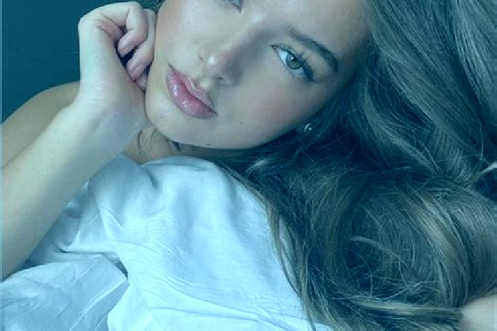 Hazel, 27, a chestnut grey-eyed latina companion based in Dongpaizi. Offering Prostate Massage, Fetish, A-Level. Available for incall and outcall, day and ev...