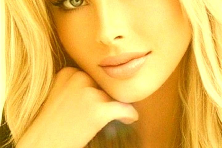 Hazel, 27, a dark blonde amber-eyed caucasian companion based in Sumkino. Offering Couples, Deep French Kissing, A-Level. Available for incall and outcall, d...