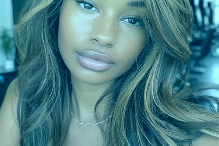 Hazel, 27, a dark blonde brown-eyed european companion based in Ocolis. Offering Deep French Kissing, Overnight, Domination, Roleplay, Girlfriend Experience....
