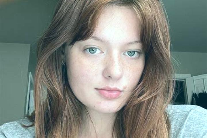 Hazel, 27, a red brown-eyed latina companion based in Novichikha. Offering Dinner Date, Massage, Erotic Massage. Available for incall and outcall, overnight ...