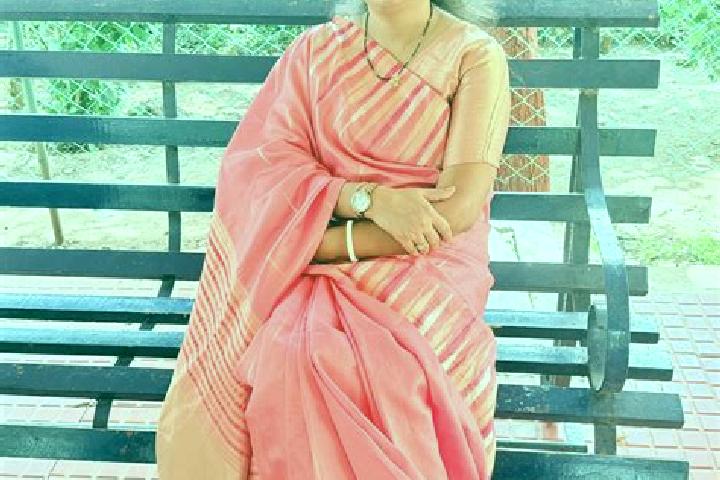 Hazel, 27 — Escort in Barddhaman, India