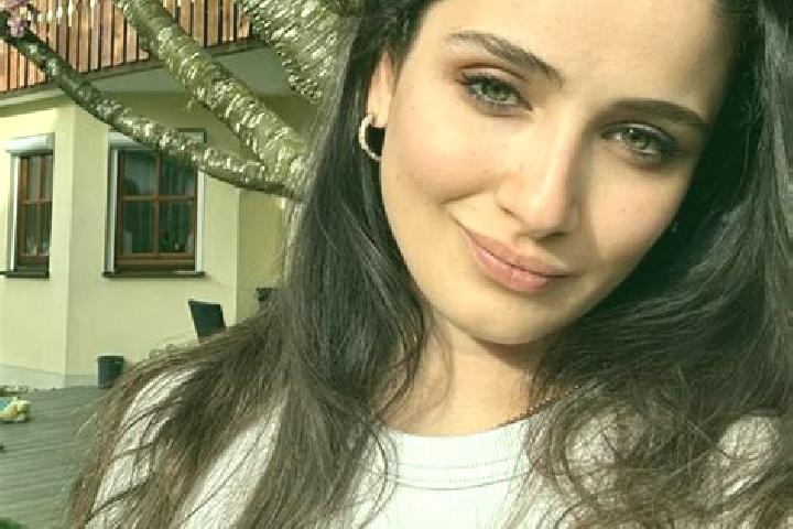 Hazel, 27 — Escort in Goekce, Turkey