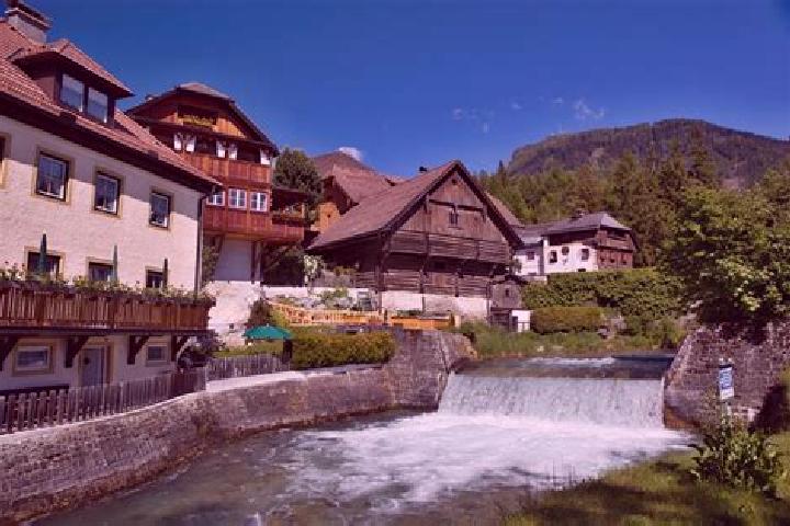 Hazel, 27 — Escort in Mauterndorf, Austria