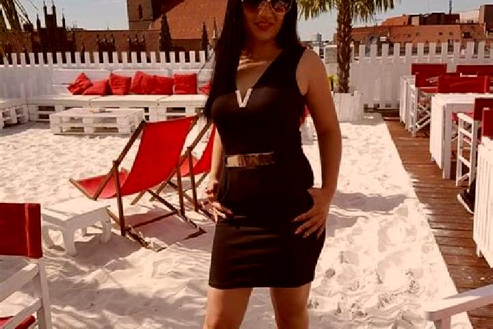 Hazel, 27 — Escort in Messstetten, Germany